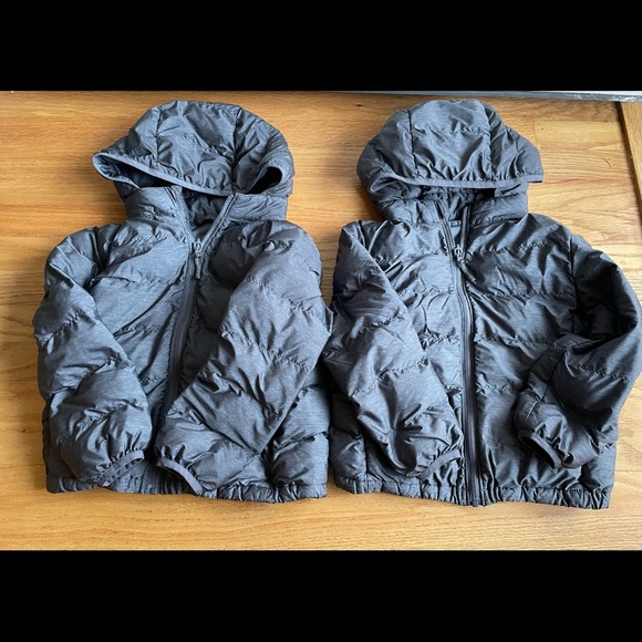 Uniqlo Other - GUC Uniqlo Grey Light Warm Padded Parka size 3-4T Set of 2